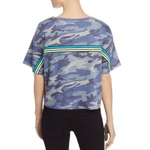 Vintage Havana Pop Neon Back Camo Top Size Medium Tee NWT